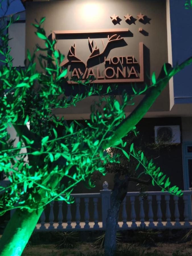 Kavalona Park Hotel Vlorë Buitenkant foto