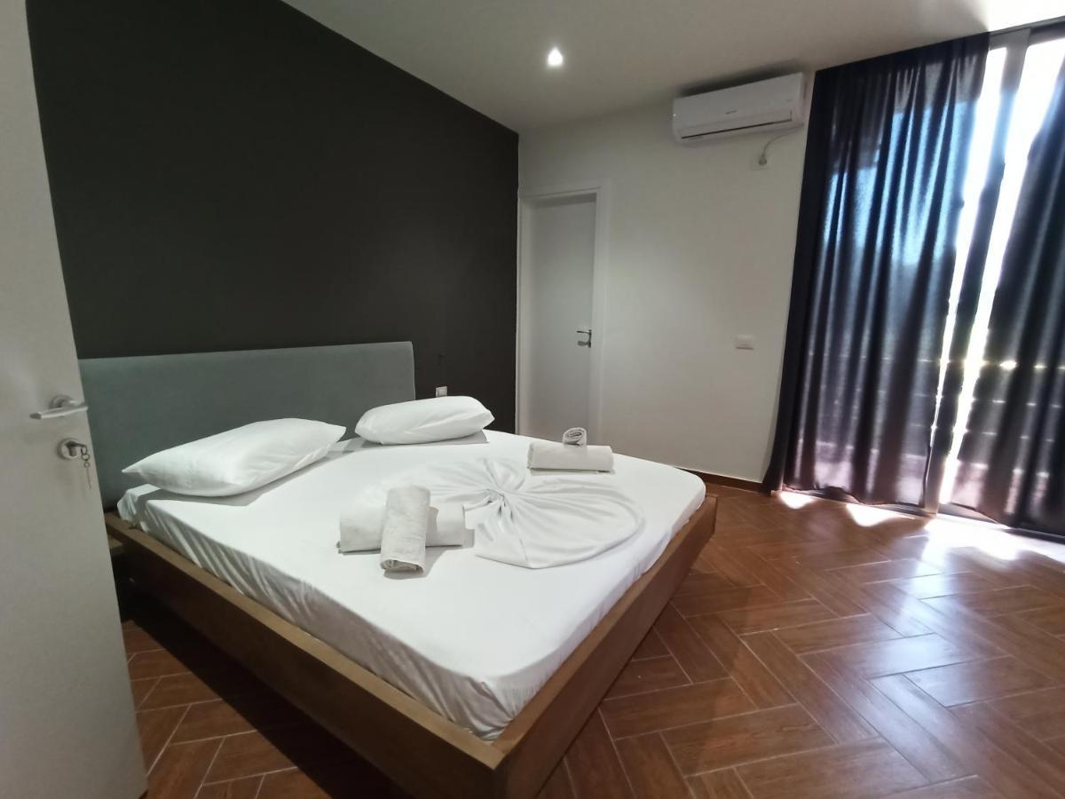Kavalona Park Hotel Vlorë Kamer foto