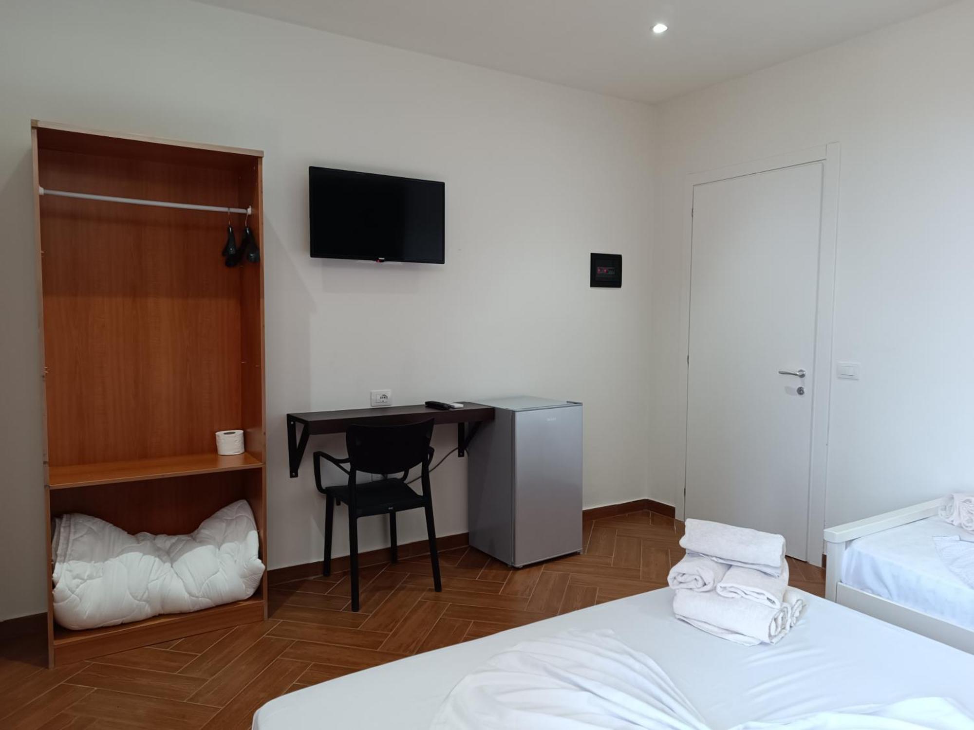 Kavalona Park Hotel Vlorë Kamer foto