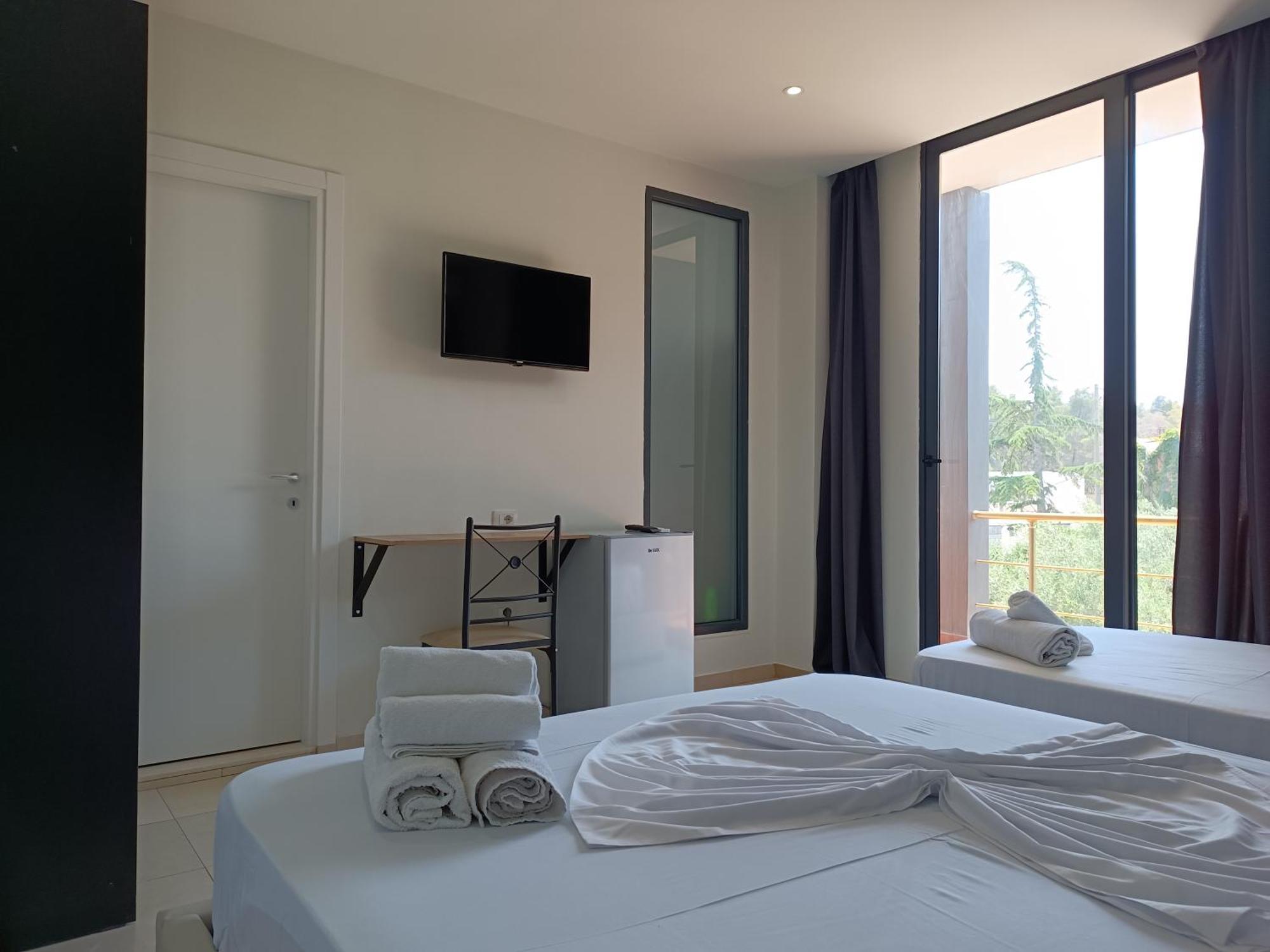 Kavalona Park Hotel Vlorë Kamer foto